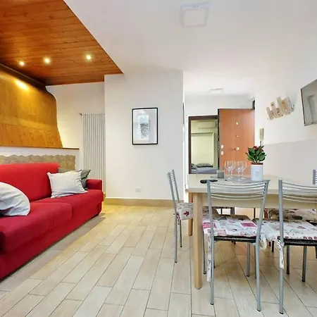 Vatican Flat Spacious Cozy With Court * רומא